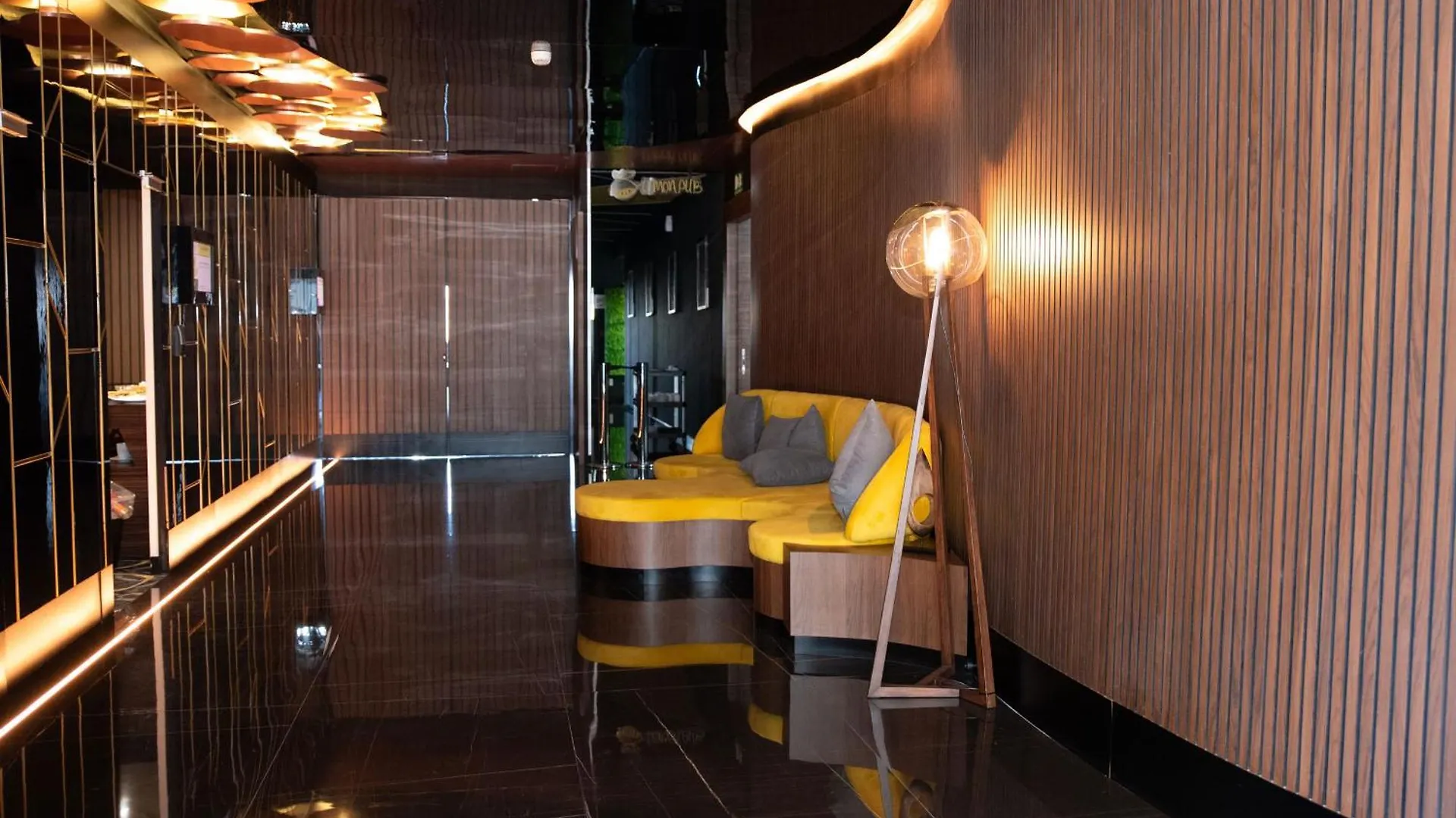 Domun Hotel Queretaro 5*,