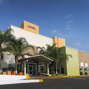 Hotel Staybridge By Ihg, Queretaro